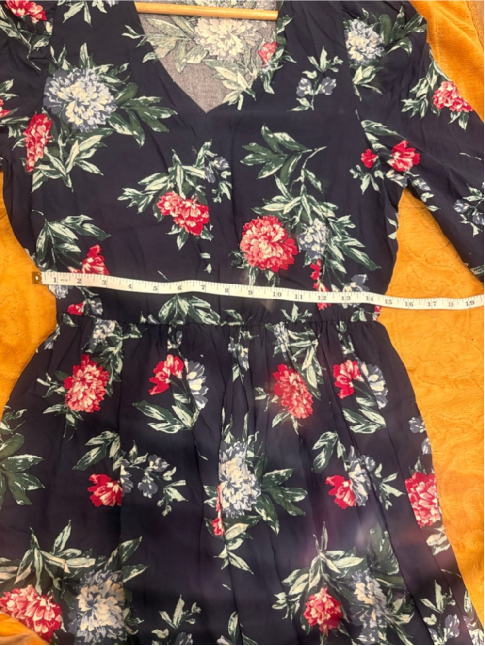 Banana Republic floral midi dress, Made in Turkey - Picture 9 of 11